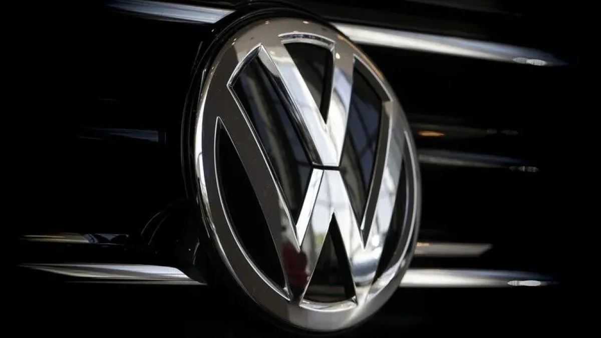 Volkswagen'de maliyet krizi: 50 bin kişilik yeni işten çıkarma planı onaylandı Volkswagen'de maliyet krizi: 50 bin kişilik yeni işten çıkarma planı onaylandı