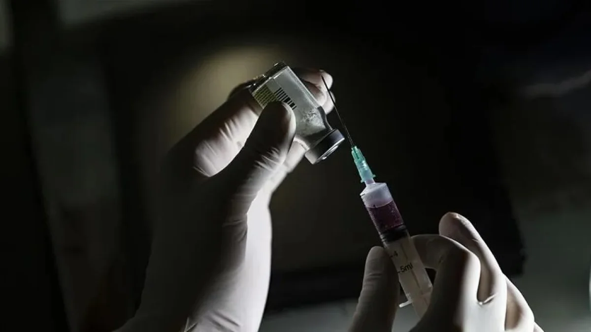 Çocuklarda ikinci doz suçiçeği aşısı olmalı mı? Uzmanları açıkladı Çocuklarda ikinci doz suçiçeği aşısı olmalı mı? Uzmanları açıkladı
