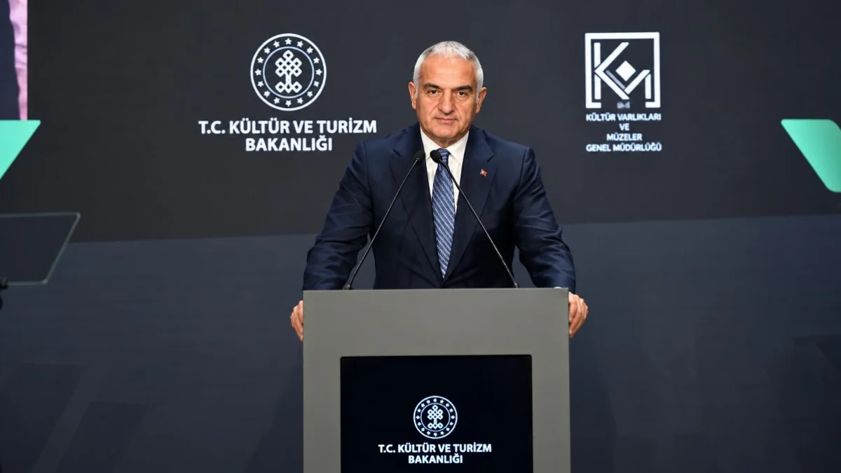 Bakan Ersoy açıkladı: Deprem bölgesinde kültürel miras için 24 milyar liralık kaynak kullanıldı Bakan Ersoy açıkladı: Deprem bölgesinde kültürel miras için 24 milyar liralık kaynak kullanıldı