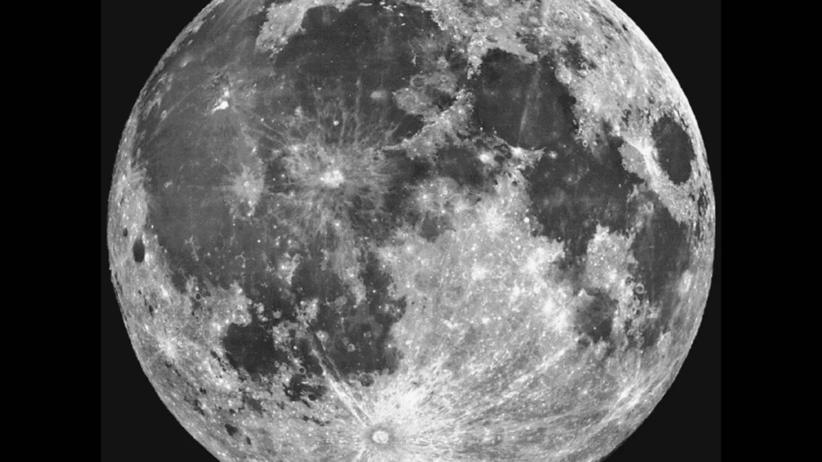 NASA Ay'da devasa yeni bir çarpma krateri keşfetti NASA Ay'da devasa yeni bir çarpma krateri keşfetti