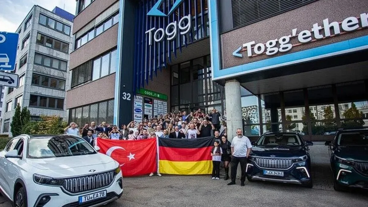 Togg sahiplerinden Almanya'da gövde gösterisi: Hedef en büyük otomobilseverler derneği Togg sahiplerinden Almanya'da gövde gösterisi: Hedef en büyük otomobilseverler derneği