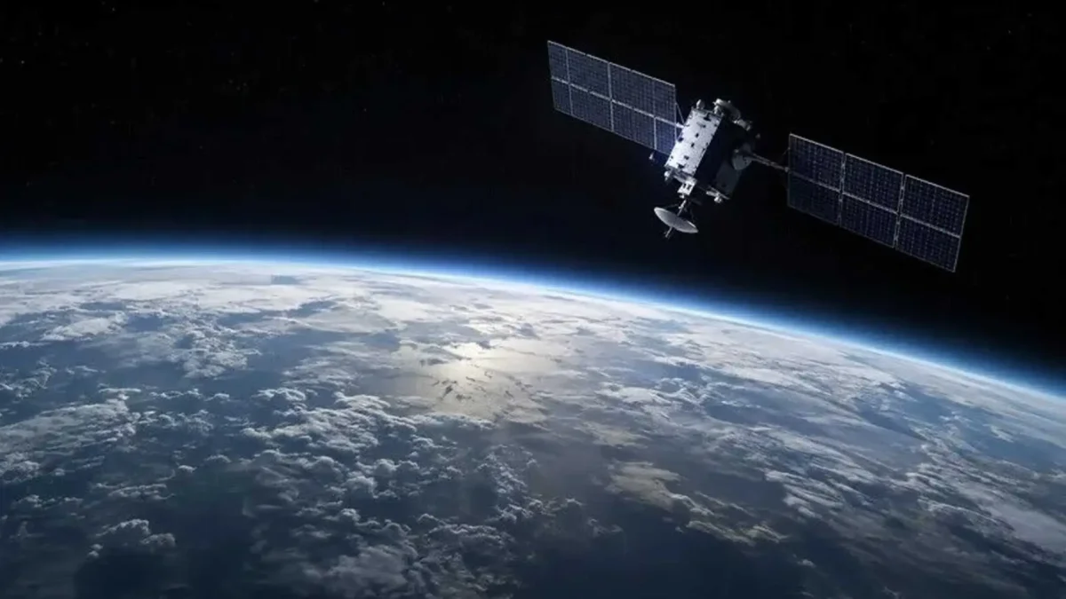 Yeni yerli uydu geliyor: Türksat 7A'nın üretimi kasımda başlıyor Yeni yerli uydu geliyor: Türksat 7A'nın üretimi kasımda başlıyor