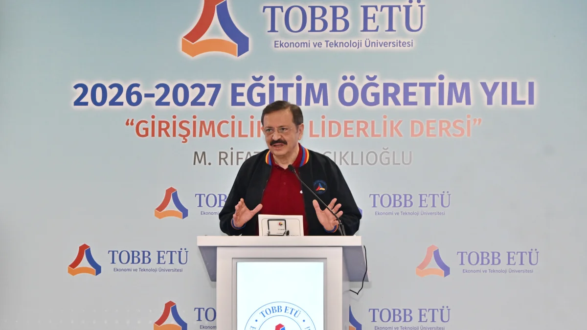 TOBB Başkanı Hisarcıklıoğlu öğrencilerine seslendi: Girişimcilik bir düşünme biçimidir TOBB Başkanı Hisarcıklıoğlu öğrencilerine seslendi: Girişimcilik bir düşünme biçimidir