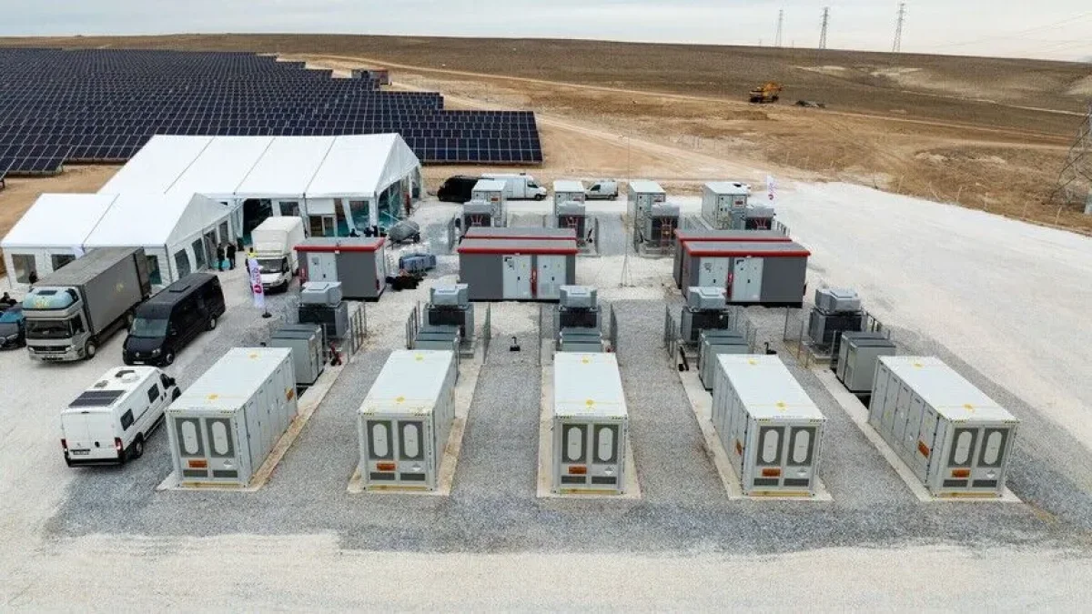 Enerji depolama sektöründe iddialı hedef: Gelecek yıl 5 gigavatsaat kapasite planlanıyor Enerji depolama sektöründe iddialı hedef: Gelecek yıl 5 gigavatsaat kapasite planlanıyor