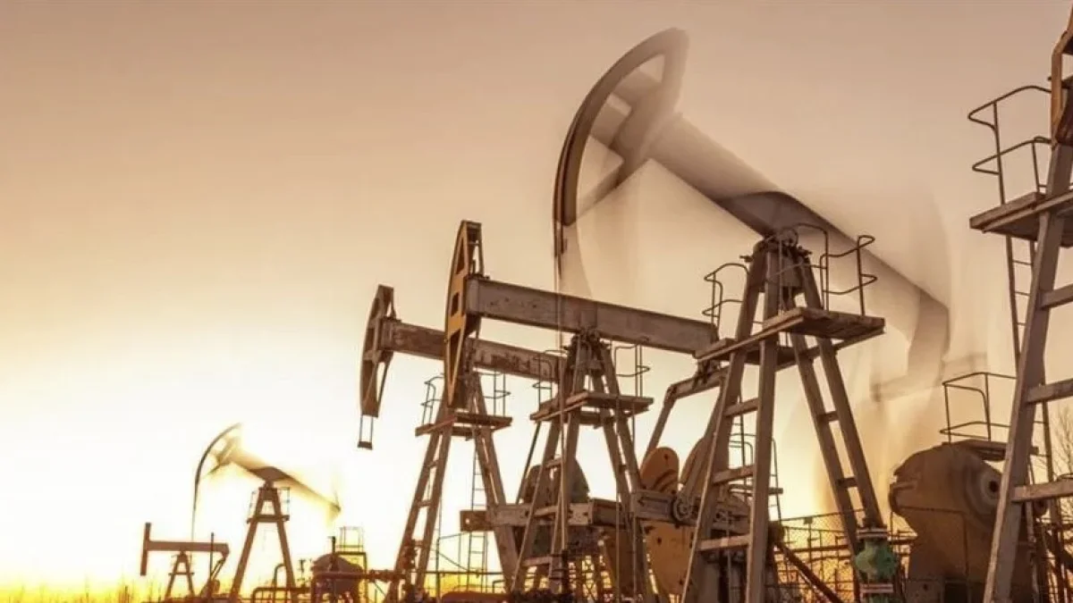UBS petrol fiyat tahminini yükseltti: Varil başına 5 dolar daha arttı UBS petrol fiyat tahminini yükseltti: Varil başına 5 dolar daha arttı