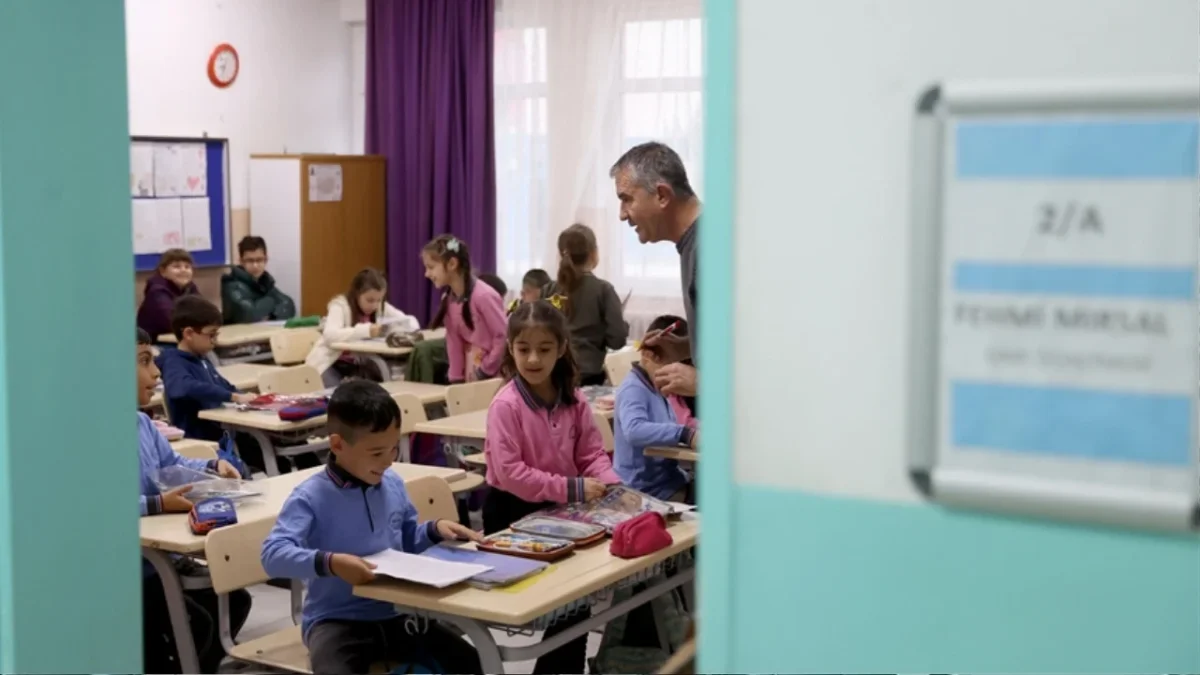 Ara tatil ne zaman 2026-2027: Kasım ayında 9 günlük tatil! Okullar ne zaman kapanacak? Ara tatil ne zaman 2026-2027: Kasım ayında 9 günlük tatil! Okullar ne zaman kapanacak?