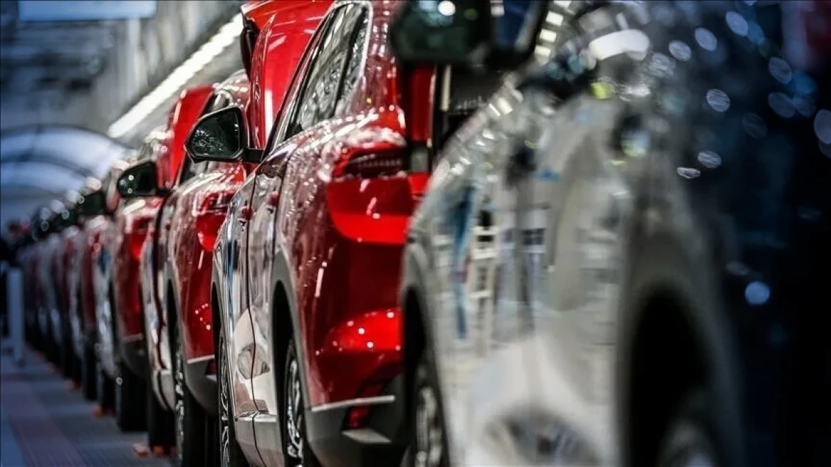 3,8 milyar dolarla lider: Haziran ayının ihracat şampiyonu otomotiv endüstrisi oldu 3,8 milyar dolarla lider: Haziran ayının ihracat şampiyonu otomotiv endüstrisi oldu