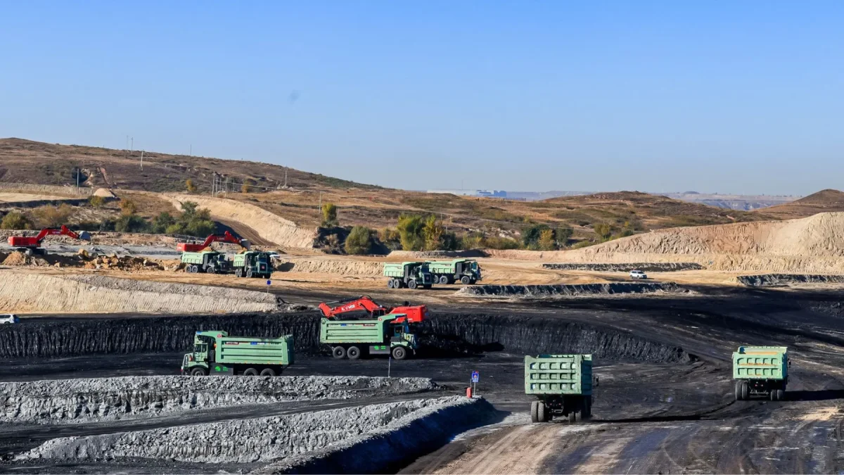LGMG elektrikli maden kamyonlarını 23 dakikada şarj eden sistemi tanıttı LGMG elektrikli maden kamyonlarını 23 dakikada şarj eden sistemi tanıttı