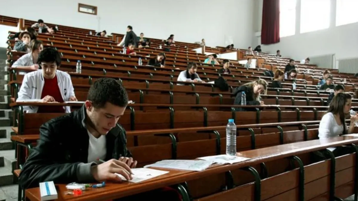 16 Ekim üniversiteler tatil mi? İstanbul için yarın üniversiteler açık mı? İşte son durum 16 Ekim üniversiteler tatil mi? İstanbul için yarın üniversiteler açık mı? İşte son durum