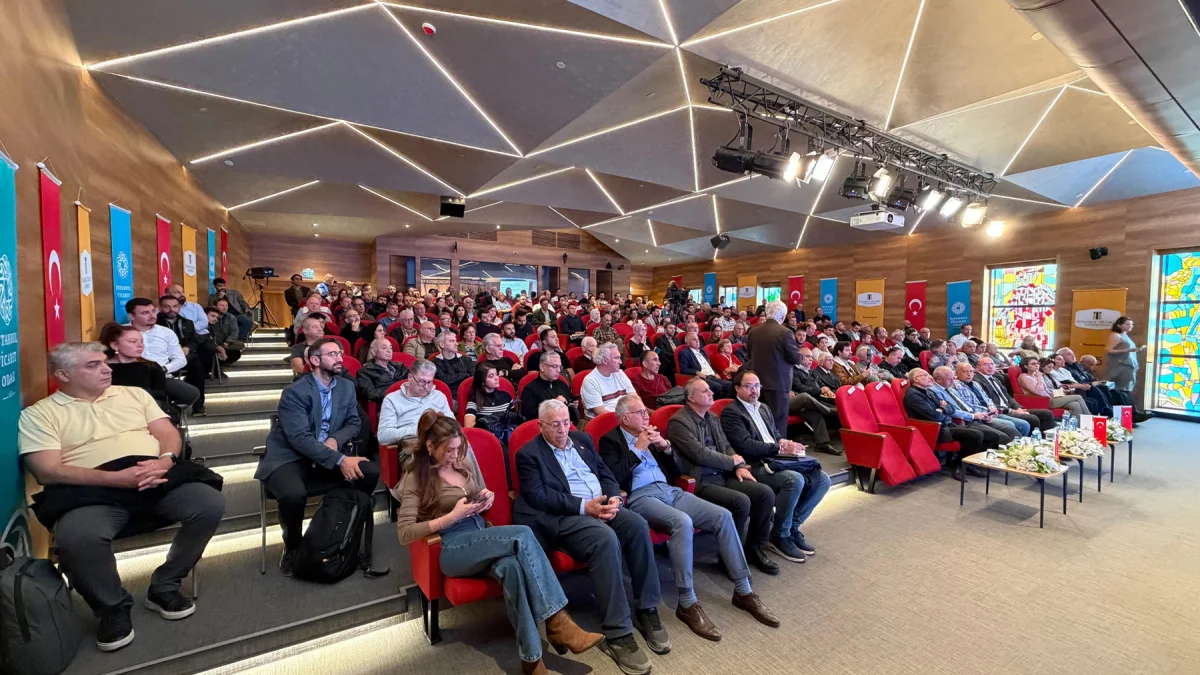 İTO’dan kentsel dönüşüm eğitimi: 4 temel başlıkta tamamlandı İTO’dan kentsel dönüşüm eğitimi: 4 temel başlıkta tamamlandı