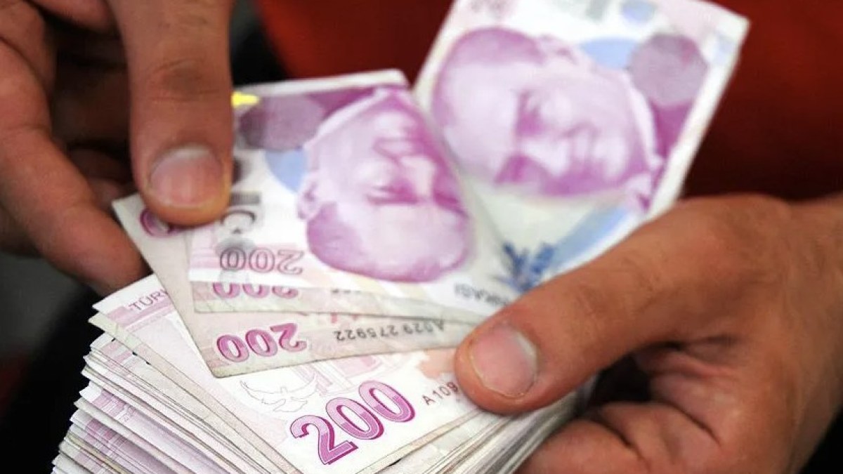 Emekli promosyon kampanyalarında ekim yarışı! 35 bin TL nakit fırsatı ve 90 bin TL detayı Emekli promosyon kampanyalarında ekim yarışı! 35 bin TL nakit fırsatı ve 90 bin TL detayı