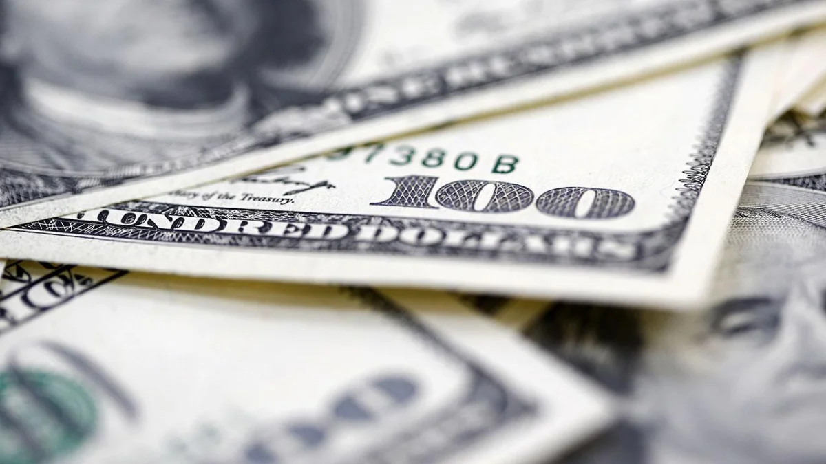 ING'ye göre dolar güvenli liman efektini kaybediyor: Yatırımcı 2 para birimine yöneliyor ING'ye göre dolar güvenli liman efektini kaybediyor: Yatırımcı 2 para birimine yöneliyor