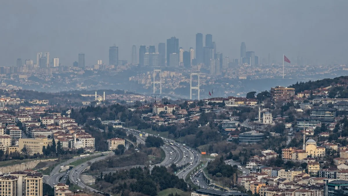 İstanbul'da hava kirliliği eylülde arttı: En düşük oran hangi ilçede ölçüldü? İstanbul'da hava kirliliği eylülde arttı: En düşük oran hangi ilçede ölçüldü?