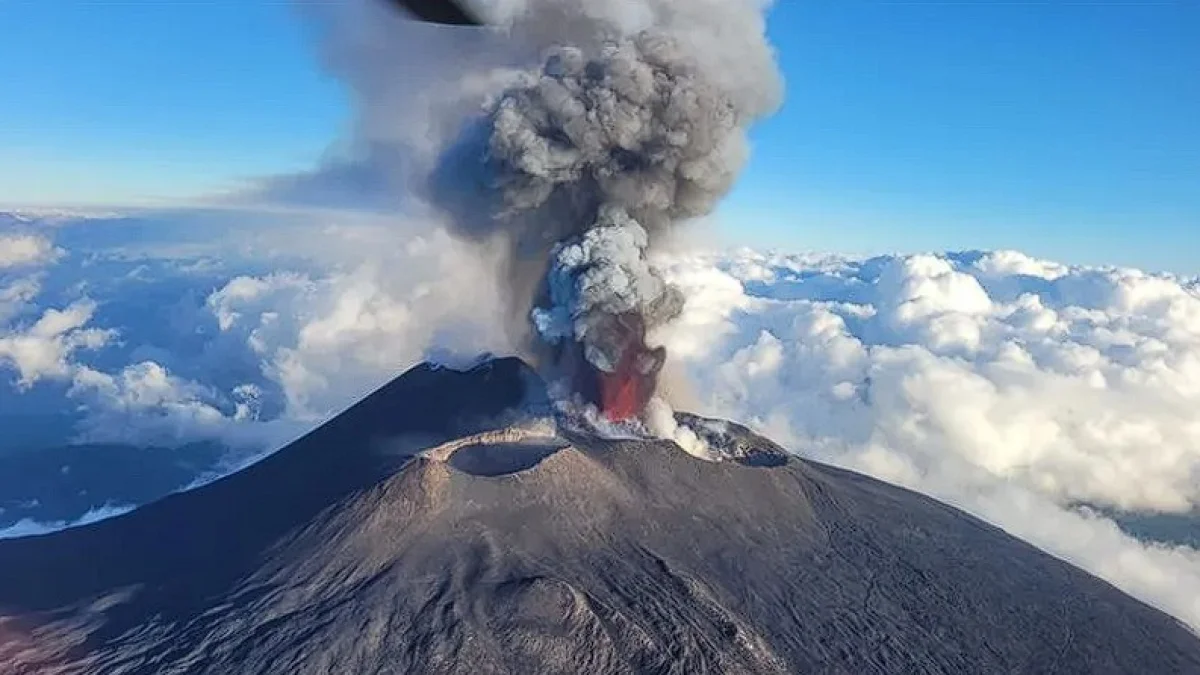 İtalya’da Etna alarmı: Katanya Havalimanı’nda uçuşlar sınırlandı İtalya’da Etna alarmı: Katanya Havalimanı’nda uçuşlar sınırlandı