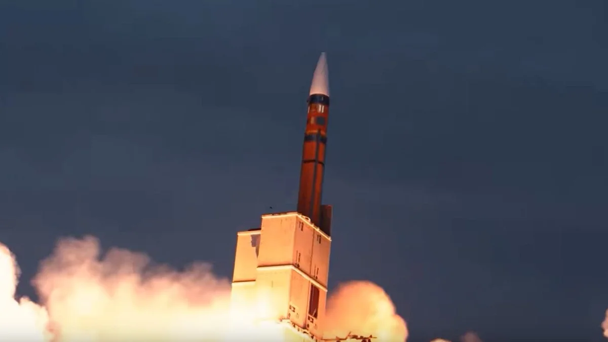 SİPER Ürün-2'den tarihi test: Havada hedef değiştirdi, tam isabetle imha etti SİPER Ürün-2'den tarihi test: Havada hedef değiştirdi, tam isabetle imha etti