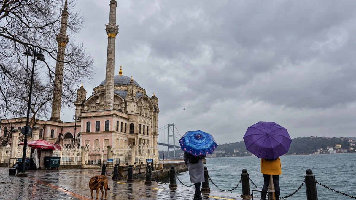 HAVA DURUMU 28 EKİM: Meteoroloji İstanbul için saat verdi! İstanbul'da bugün hava nasıl olacak? HAVA DURUMU 28 EKİM: Meteoroloji İstanbul için saat verdi! İstanbul'da bugün hava nasıl olacak?