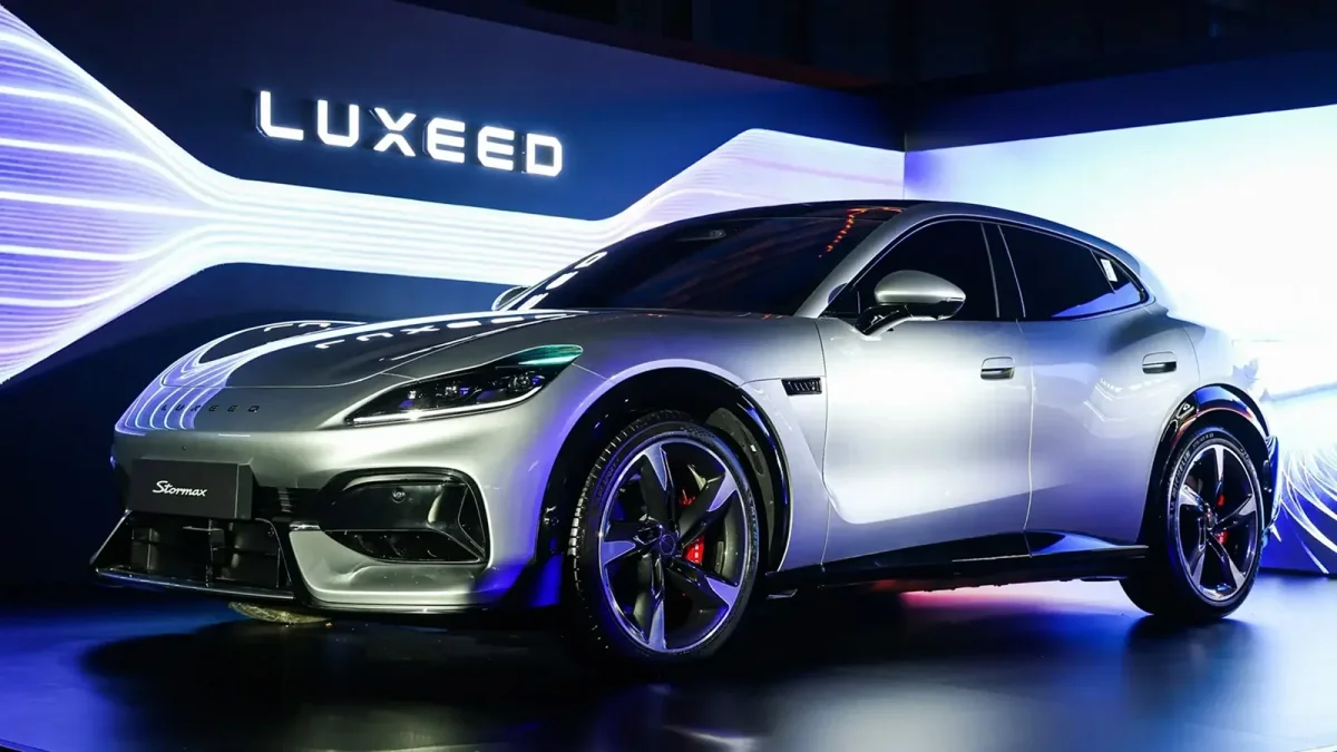 Chery ve Huawei ortaklığı Luxeed 6 yeni elektrikli modelle dünyaya açılıyor Chery ve Huawei ortaklığı Luxeed 6 yeni elektrikli modelle dünyaya açılıyor
