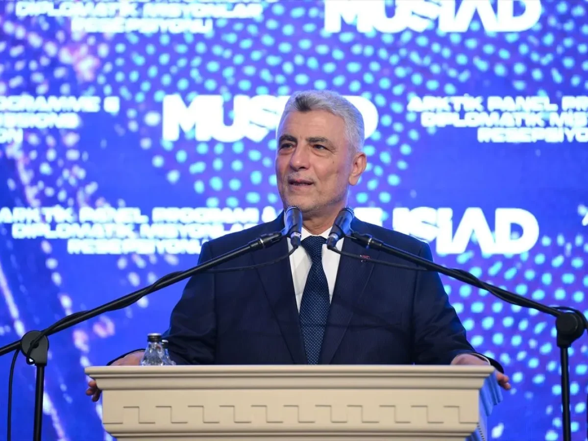 Ticaret Bakanı Bolat'tan küresel ticaret mesajı: Korumacılığa karşı bölgesel iş birliği şart