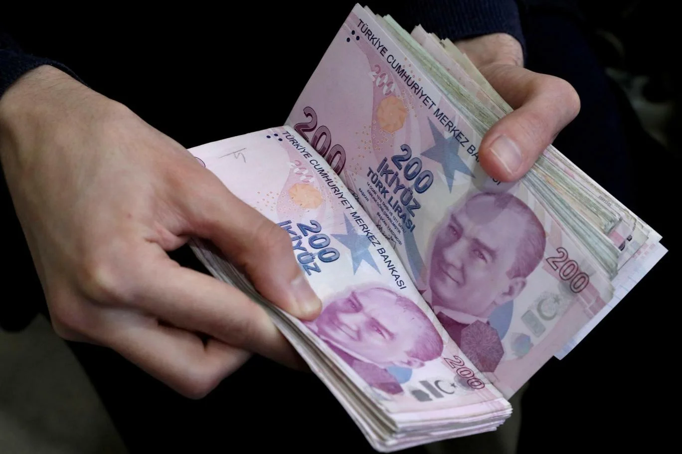 SON DAKİKA: Bakan Şimşek açıkladı! Türk lirasına güven artıyor: Mevduatta 11 yılın en yükseği