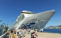 Turizmde kruvaziyer hareketliliği! Aroya kruvaziyer gemisi Bodrum'a 1532 turistle geldi! Turizmde kruvaziyer hareketliliği! Aroya kruvaziyer gemisi Bodrum'a 1532 turistle geldi!