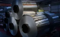 Alüminyum fiyatlarında yükseliş! Orta Doğu kaynaklı arz riskleri piyasayı hareketlendirdi Alüminyum fiyatlarında yükseliş! Orta Doğu kaynaklı arz riskleri piyasayı hareketlendirdi