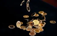 Altın fiyatlarında kritik seviye aşıldı: Gram altın ne kadar oldu?