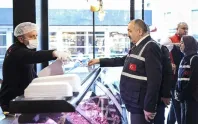 Gıda işletmelerine haziranda 127 bin 643 denetim Gıda işletmelerine haziranda 127 bin 643 denetim