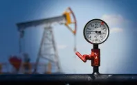 Petrolde 100 dolar senaryosu yine gündemde: Piyasalarda iki farklı fiyat patikası konuşuluyor Petrolde 100 dolar senaryosu yine gündemde: Piyasalarda iki farklı fiyat patikası konuşuluyor