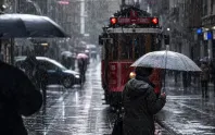 İstanbul’da yağmur bugün saat 18.00’de başlıyor: AKOM uyardı! Cumartesi daha da kuvvetlenecek İstanbul’da yağmur bugün saat 18.00’de başlıyor: AKOM uyardı! Cumartesi daha da kuvvetlenecek