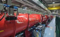 CERN, dünyanın en güçlü parçacık hızlandırıcısını 11,3 tesla mıknatıslarla yükseltti CERN, dünyanın en güçlü parçacık hızlandırıcısını 11,3 tesla mıknatıslarla yükseltti