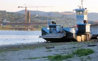 Tuna Nehri'nde kuraklık krizi: Su seviyesindeki düşüş ulaşımı ve üretimi kısıtlıyor