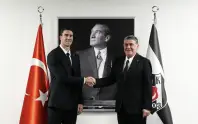 Vlahovic'in yıllık ücreti KAP'a bildirildi Vlahovic'in yıllık ücreti KAP'a bildirildi
