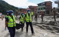 Nepal'de kayıp sayısı 4 bine yaklaştı: Can kaybı 987'ye yükseldi Nepal'de kayıp sayısı 4 bine yaklaştı: Can kaybı 987'ye yükseldi