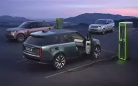 Elektrikli Range Rover devasa batarya ve 22 dakikalık hızlı şarj özelliğiyle geliyor