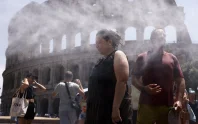 10 gündür sürüyor! Roma'da turistlere ücretsiz dağıtılamaya başlandı! 10 gündür sürüyor! Roma'da turistlere ücretsiz dağıtılamaya başlandı!
