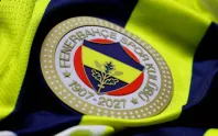 FIFA'dan 3 dönem trasfer yasağı: Fenerbahçe'den açıklama geldi FIFA'dan 3 dönem trasfer yasağı: Fenerbahçe'den açıklama geldi