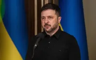 Trump Rus dizeline 6 aylık muafiyet verdi: Zelenskiy’den sert çıkış Trump Rus dizeline 6 aylık muafiyet verdi: Zelenskiy’den sert çıkış