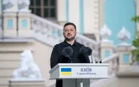 Zelenskiy'den Rusya'ya yeni teklif! Saldırıları durdurmak için şartını açıkladı Zelenskiy'den Rusya'ya yeni teklif! Saldırıları durdurmak için şartını açıkladı