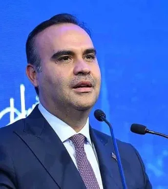 Bakan Kacır açıkladı: AR-GE faaliyetlerinde rekor Bakan Kacır açıkladı: AR-GE faaliyetlerinde rekor