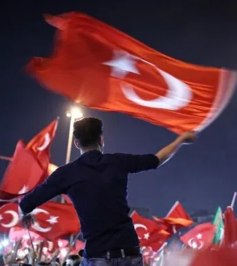 İş dünyasından 15 Temmuz mesajları İş dünyasından 15 Temmuz mesajları