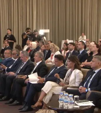 Türkiye ve Tunus iş dünyası buluştu: İki ülke ticaret hacmini büyütüyor Türkiye ve Tunus iş dünyası buluştu: İki ülke ticaret hacmini büyütüyor