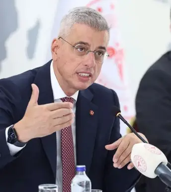 Sağlıkta yerli üretim hamlesi: 8 aşı, 45 stratejik cihaz ve yeni ilaçlar gündemde