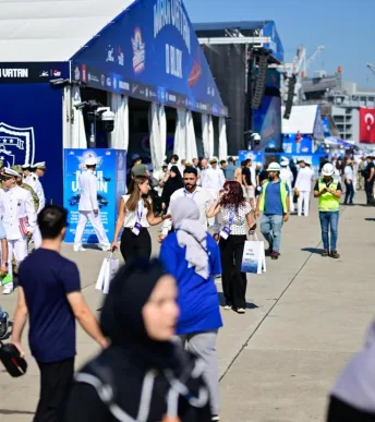 TEKNOFEST Mavi Vatan kapılarını açtı: Türk donanması ve milli teknolojiler Gölcük'te