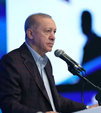 Cumhurbaşkanı Erdoğan: Savunma ticareti engelleri kalkmalı