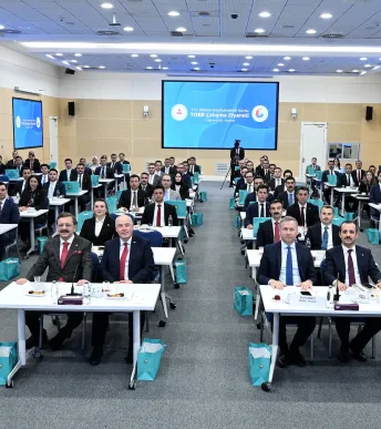 TOBB Başkanı Hisarcıklıoğlu kaymakam adaylarıyla bir araya geldi! TOBB Başkanı Hisarcıklıoğlu kaymakam adaylarıyla bir araya geldi!