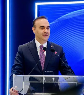 Bakan Kacır'dan TOGG ve elektrikli araç mesajı: Geleceği şekillendirecek