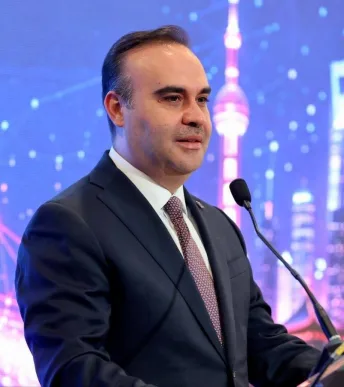 Bakan Kacır’dan AB’ye yatırım mesajı: Türkiye yeni stratejik ortaklıklara hazır Bakan Kacır’dan AB’ye yatırım mesajı: Türkiye yeni stratejik ortaklıklara hazır
