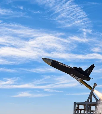 TUSAŞ’ın kamikaze jet İHA’ları hedefi vurdu: AYAZ ilk kez sahaya çıktı