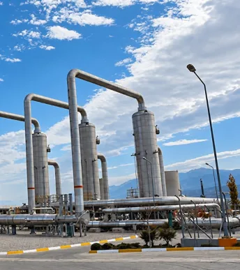Türkiye'den jeotermal enerjiye 10 milyar dolarlık yatırım hamlesi: Kurulu güç 2,5 katına çıkıyor Türkiye'den jeotermal enerjiye 10 milyar dolarlık yatırım hamlesi: Kurulu güç 2,5 katına çıkıyor