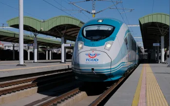 Bugüne kadar 114 milyon yolcu YHT ile seyahat etti Bugüne kadar 114 milyon yolcu YHT ile seyahat etti